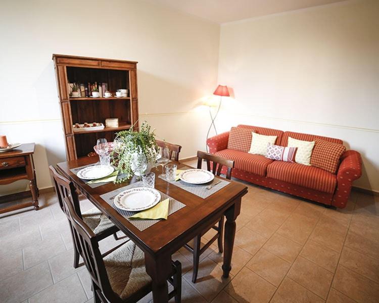 Palazzo Le Muse Apartments Bevagna Exterior foto